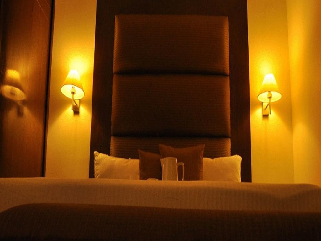 Hotel The Gopinivas Grand Kanyakumari Habitación foto
